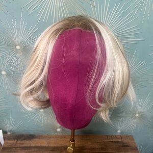 Elowen Luxe Petite- with Tags- Chelsey Smith Crowns